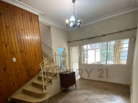 Casa en Venta en Villa Luro, USD 220.000