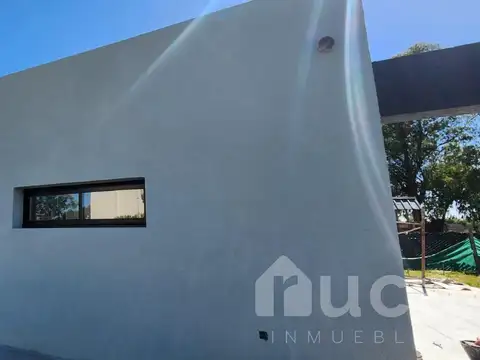 Casa en Venta en Pilar del Este - Santa Emilia, USD 180.000