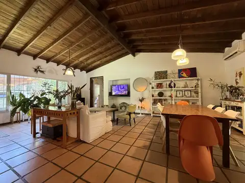 Casa en venta en Lopez Camelo Tigre