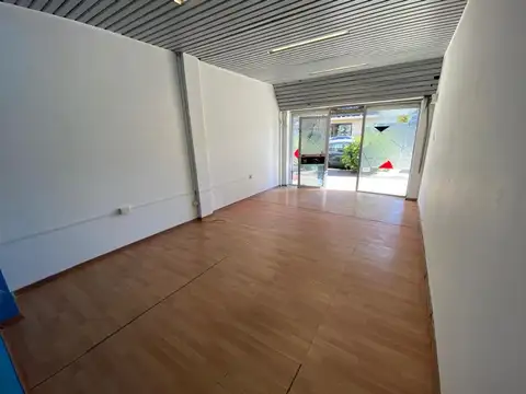 Local en Alquiler en Villa Saenz Peña, $ 650.000