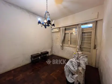Depto Tipo Casa en Venta 40 años