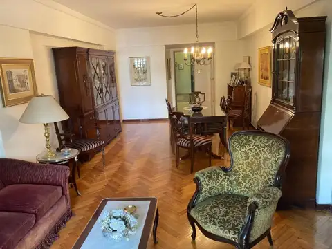 Departamento en Venta con 2 cocheras