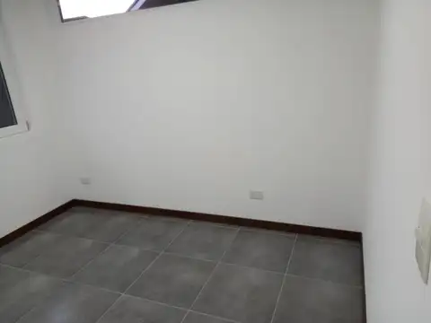 Casa 2 ambientes con 1 baño