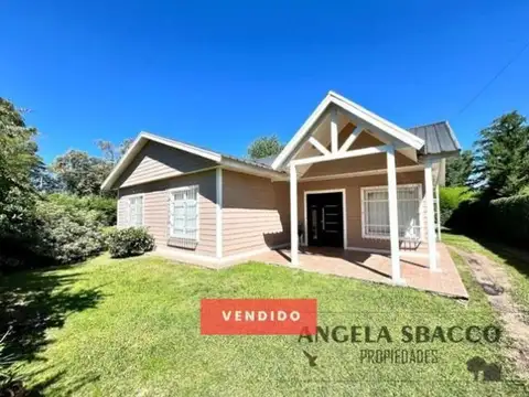  Casa quinta en Barrio parque Jularo. VENDIDA