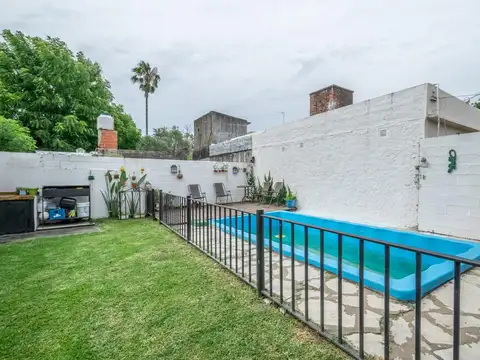 casa en venta  4 ambientes con pileta