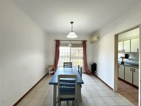 Departamento en Venta en Adrogue, USD 89.000