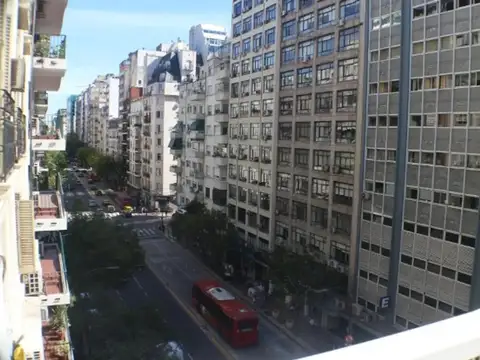 Avenida Cordoba 1300 , Piso 6