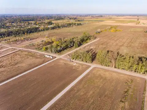 Venta. Terreno 1500m2. Financiación hasta 60 cuotas. Barrio Parque Robles II. Entrada por ruta 192