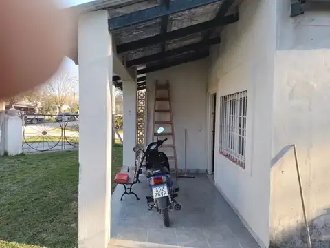 Casa 2 ambientes con 1 baño