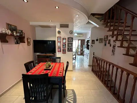 Depto Tipo Casa en Venta de 3 dormitorios