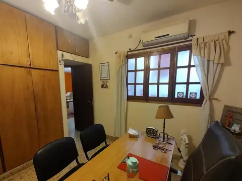 Casa de 2 dormitorios - Barrio Bella Vista