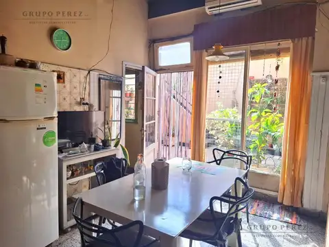 Depto Tipo Casa 4 ambientes con 2 baños