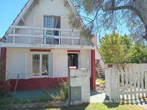 Venta Casa con Departamento en Quequén