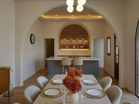 Casa 6 ambientes con 3 baños