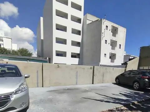 Cochera en Alquiler en La Plata, Partido de La Plata