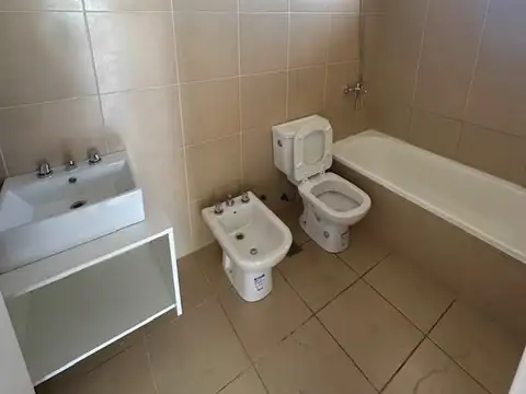Departamento en Alquiler con 1 cocheras