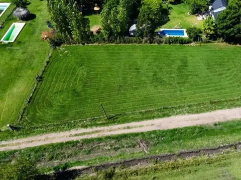 VENTA TERRENO DE 1.530 MTS 2 - BARRIO PARQUE EXALTACION, PARADA ROBLES.