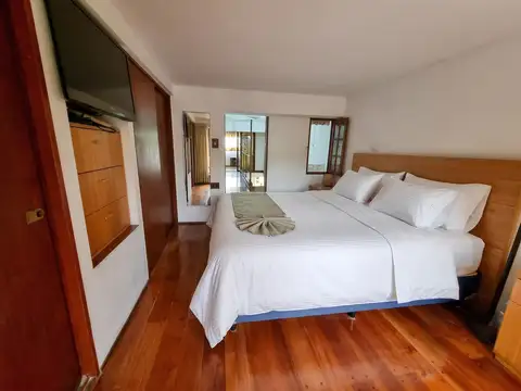 Depto Tipo Casa en Venta de 5 ambientes