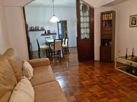 Depto Tipo Casa en Venta con 2 cocheras