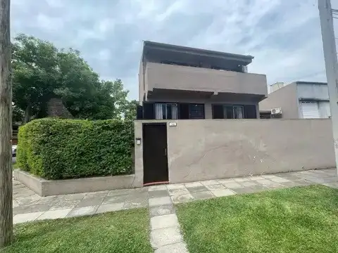 Casa en Venta en Tigre Centro 3 Dormitorios, Belgrano 500