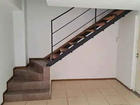 Juan manuel de rosas 1148 , Piso 2