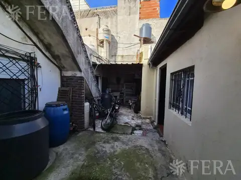Depto Tipo Casa en Venta 40 años