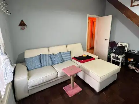 Casa 4 ambientes con 1 baño