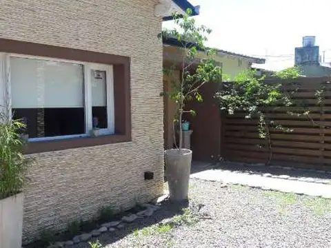 Casa en Venta en La Plata [Cod: 161-13523]