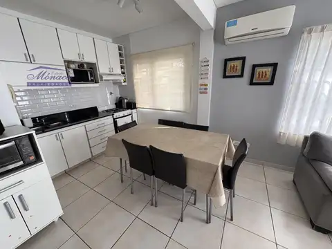Depto Tipo Casa 3 ambientes con 1 baño