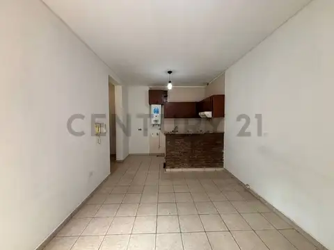Departamento 4 ambientes con 1 baño