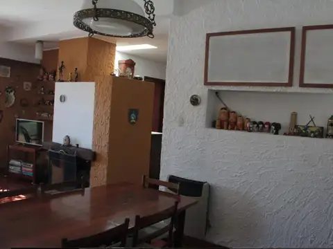 Casa en Venta en Manuel B Gonnet, USD 225.000