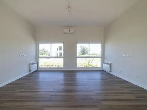 Casa en Venta en Ezeiza, USD 316.200
