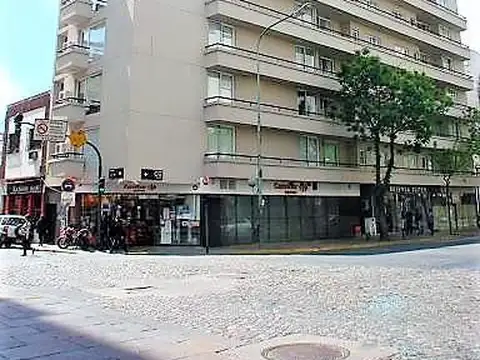 Departamento 2 Ambientes Amoblado con Balcón