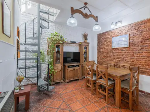 Depto Tipo Casa en Venta de 2 dormitorios