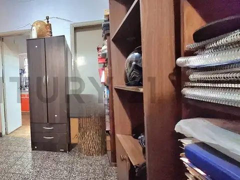 Casa 4 ambientes con 1 baño