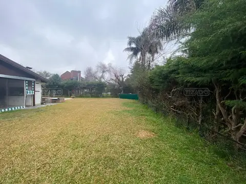 Casa Chalet  en Venta en Banco Provincia, Francisco Álvarez, Moreno