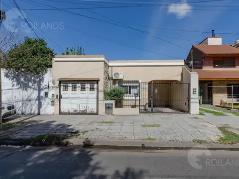 Casa con jardin y pileta en San Martín !