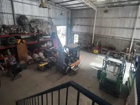 Galpón doble  en venta, zona industrial en Pilar
