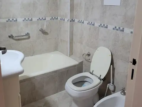 Gascon 1100, Piso 3