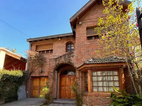 Casa en venta de 7 AMBIENTES en Florida, Vicente López