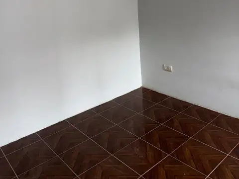 Casa en Alquiler en Maquinista Savio, $ 600.000