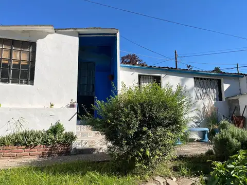 OPORTUNIDAD: TRES CASAS EN VENTA EN MENDIOLAZA