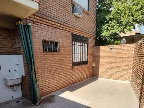 GABOTO 1900, Piso 00