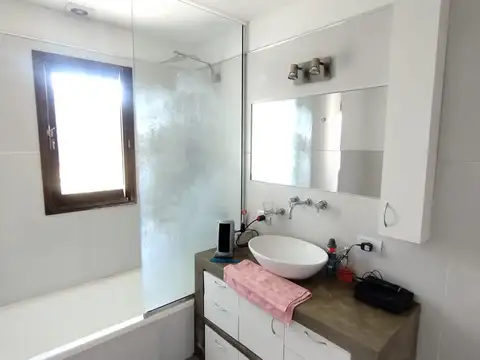 Departamento 3 ambientes con 2 baños