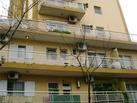 CONSTITUCION 2200, Piso 4