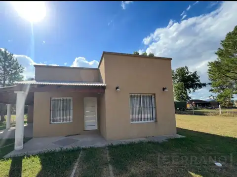 Casa en Venta 3 ambientes con pileta Parque Sakura Exaltacion de la cruz