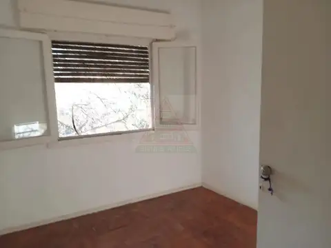 Departamento en Alquiler en Beccar, $ 700.000
