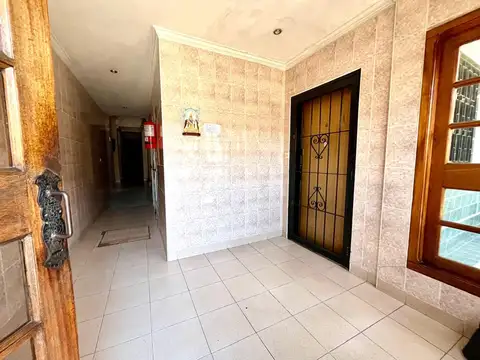 Enrique Ochoa 300
