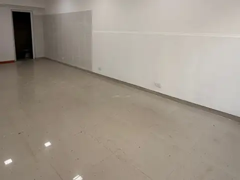 Local comercial en ALQUILER. ZONA CENTRICA