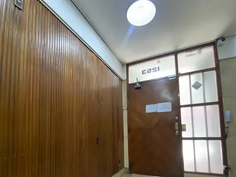Oficina 3 ambientes con 2 baños